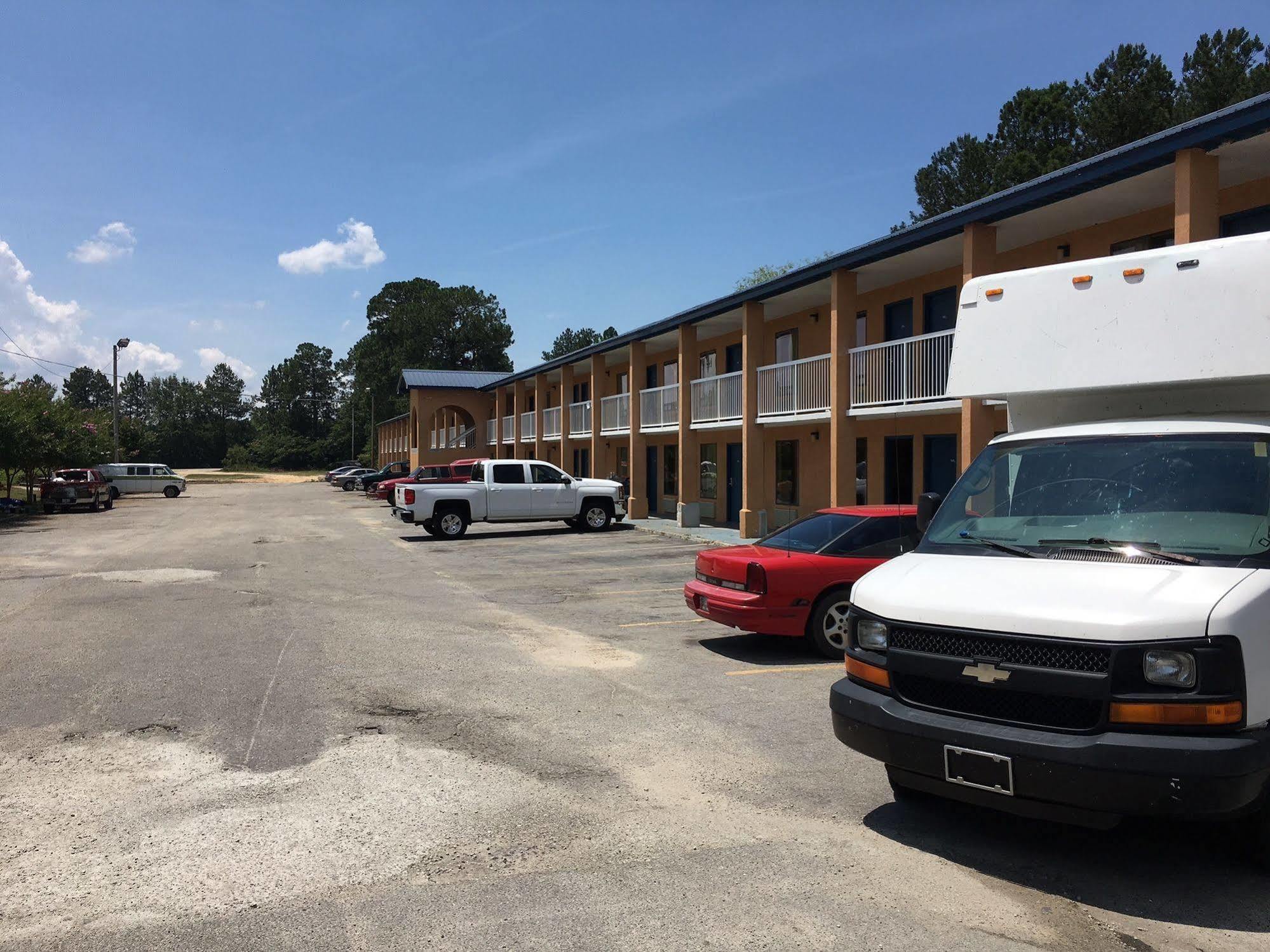 Capital inn Cordele Esterno foto